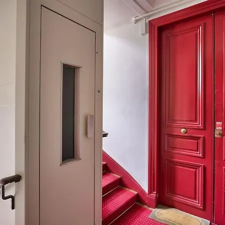 Superbe A 2 Min A Pied De La Station De Metro Apartment *